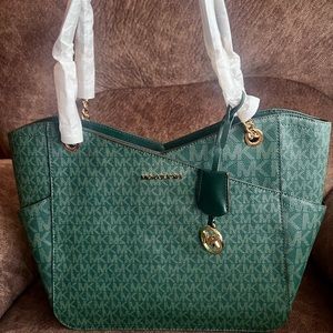 Michael Kors MK Jet Set Travel Large X Chain Shoulder Bag